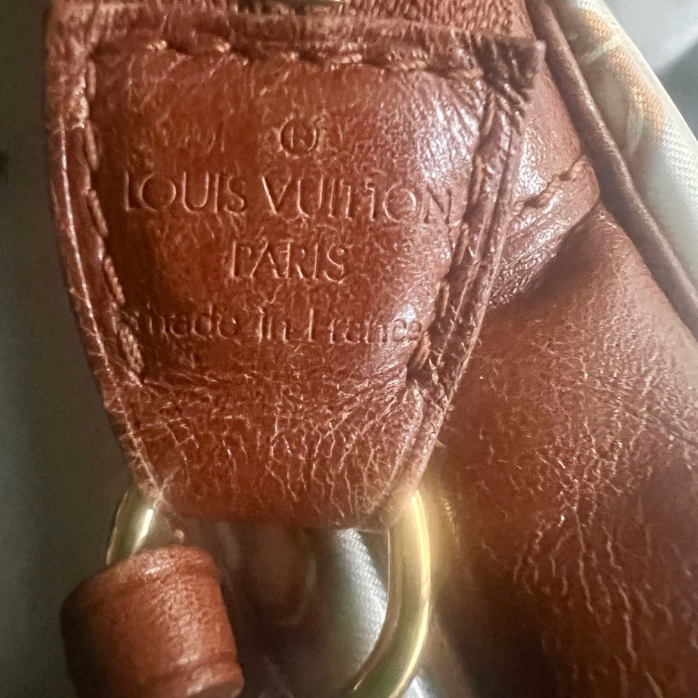 Louis Vuitton 🌟 Charms Blanc Pochette - Extremely Rare - Picture 5 of 7